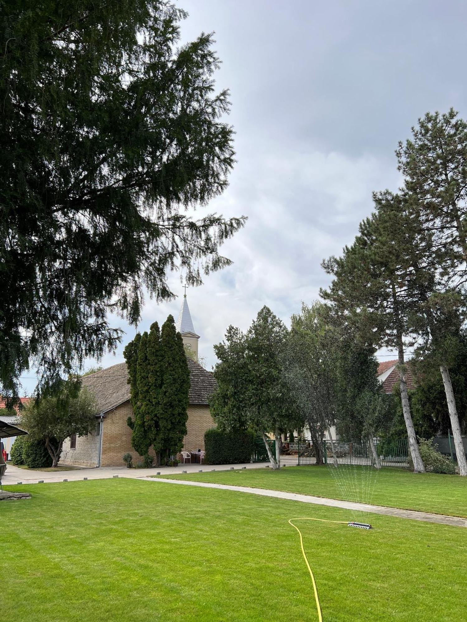 Bezdan Guesthouse Eksteriør billede